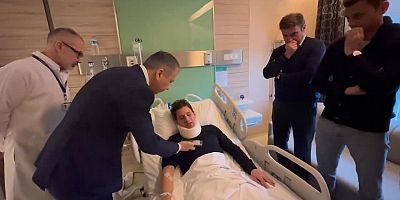 ERDOĞAN, SALDIRIYA UĞRAYAN HAKEM MELER İLE TELEFONDA GÖRÜŞTÜ: “BÖYLE BİR ŞEYİ İZLEMEK BİZLERİ CİDDİ MANADA ÜZDÜ. RİZELİ OLARAK DA BUNDAN AYRICA ÜZÜLDÜM”