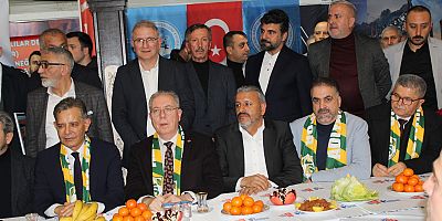 Esenler’de Dev Organizasyon: Siyaset ve STK Dünyası Sahurda Buluştu