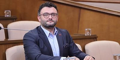 Esenyurtlular bozuk yollardan isyan edince kayyum suçu İSKİ’ye attı!