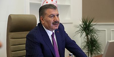 Fahrettin Koca'dan ambulans yolu kesip hasta kontrol edenlere tepki: ''Bu iki şahısta insanlık göremeyeceksiniz''