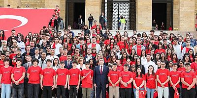 Fikrin, İlmin ve İrfanın Işığında İlerliyoruz!