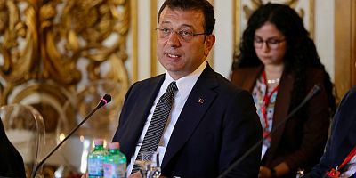 FLORANSA’DA İKİ AYRI ETKİNLİKTE KONUŞTU