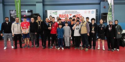 “Gaziosmanpaşa’da 23 Nisan Coşkusu Masa Tenisiyle Taçlandı”