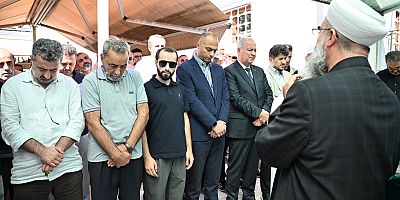Gaziosmanpaşa’da Acı Gün: Eray Karadeniz Cenaze Namazına Katıldı