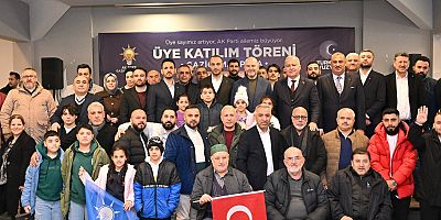 Gaziosmanpaşa’da AK Parti Ailesi Büyüyor: Üye Katılım Töreni Coşkuyla Gerçekleştirildi