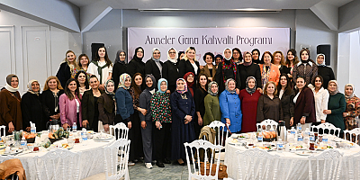 GAZİOSMANPAŞA’DA ANNELER GÜNÜ BULUŞMASI: KADIN PERSONELLER KAHVALTI PROGRAMINDA BİR ARAYA GELDİ