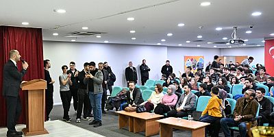 Gaziosmanpaşa’da Liseler Arası Espor Valorant Turnuvası Sona Erdi: Şampiyon Gaziosmanpaşa Anadolu Lisesi