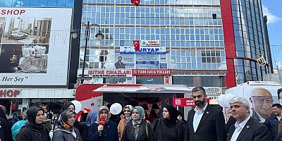 Gaziosmanpaşa’da Saadet Partisi Kadın Kolları’ndan Coşkulu 23 Nisan Çocuk Şenliği