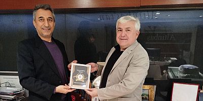 Gaziosmanpaşa’nın Gururu Murat Haşhaş’a “Yılın En Hayırsever Esnafı” Ödülü