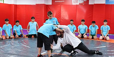 Geleceğin Pehlivanları Sultangazi’de Yetişiyor