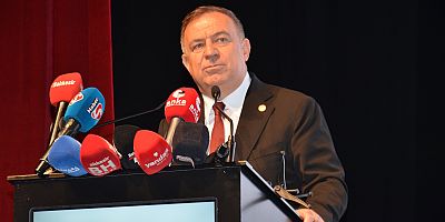 Gökan Zeybek: 
