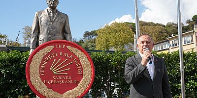 Gökan Zeybek: Partimizin 39. Olağan İlçe Kongrelerinde seçilen ve delegelerimizden güven oyu alarak görevine devam eden başkanlarımızı kutluyorum