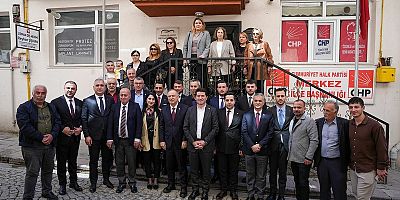 Gökan Zeybek ve Belediye Başkanları, 7 Haziran’daki Seçimler Öncesi Gümüşhane Tekke’de Yurttaşları Ziyaret Etti