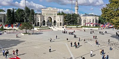GÖRKEMLİ GÜNLERİNE DÖNDÜ