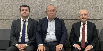 Gürsel Tekin: Türkiye'nin Gerçek Gündemi Ekonomik Kriz ve Adalet Arayışıdır
