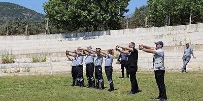  Güvenlik personeline “Göz Yaşartıcı Sprey Kullanımı” eğitimi