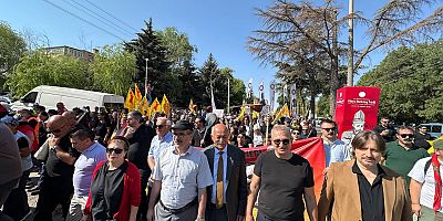 Hacıbektaş’ta “Dergâhlarımızı İstiyoruz” Yürüyüşüne Gazi Cemevi’nden Güçlü Katılım