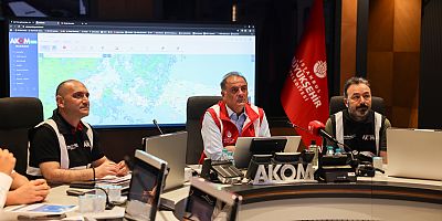 İBB BAŞKANVEKİLİ  NURİ ASLAN, SAĞANAK YAĞILŞA İLGİLİ GELİŞMELERİ AKOM’DAN TAKİP ETTİ