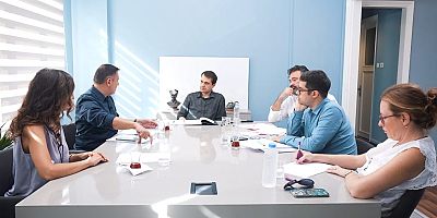 İDEAPOLİTİK ENSTİTÜSÜ: İMAMOĞLU’NA SİYASİ YASAĞA KARŞI MUHALEFET PROAKTİF DAVRANMALI