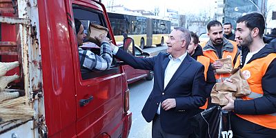 “İftara 5 Kala: Sultangazi’de Paylaşma ve Birlik Mesajı”