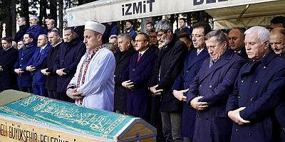 İMAMOĞLU, ABLASINI SON YOLCULUĞUNA UĞURLAYAN AKŞENER’İN ACISINA ORTAK OLDU 