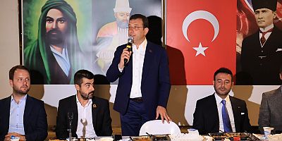 İmamoğlu, Akpolat ile birlikte, Alevi vatandaşların Muharrem matemi lokmasına ortak oldu. 