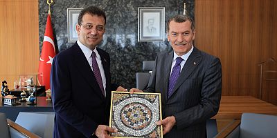 İMAMOĞLU’NDAN ZEYTİNBURNU BELEDİYE BAŞKANI ÖMER ARISOY’A TEBRİK ZİYARETİ