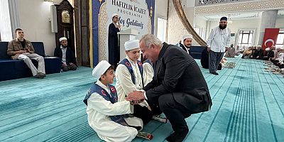 İsmail Ergüneş’ten Hafızlık İcazet Merasimi’nde Anlamlı Mesaj