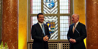 İSTANBUL-BERLİN KARDEŞ ŞEHİR ANLAŞMASININ 35. YILDÖNÜMÜNDE ALMANYA’DA KONUŞTU