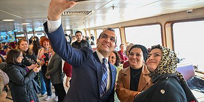 İSTANBUL BOĞAZI ŞİŞLİLİ KADINLARLA ŞENLENDİ