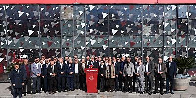 İstanbul’da 39 CHP’li ilçe başkanından kongre soruşturmasına ortak tepki: “AKP, şaibe arıyorsa tarihine bakmalı, göstermelik kongrelerini sorgulamalıdır”