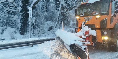 İSTANBUL’DA KAR KALINLIĞI 40 CM’YE ULAŞTI
