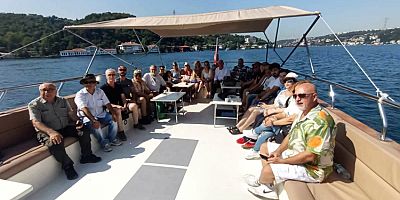 İstanbul Gazete ve Haberciler Federasyonu . Gazetecilere boğazda tekne turu düzenledi.