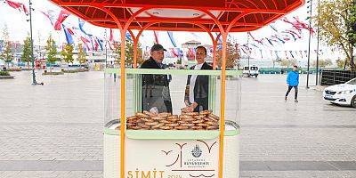 İstanbul'un yeni simit arabaları Beşiktaş Meydanı'nda