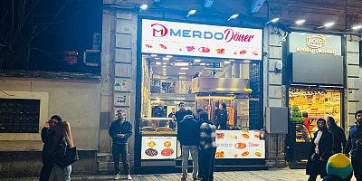 İstiklal Caddesi’nin Lezzet Durağı: Merdo Döner Turistlerin Gözdesi