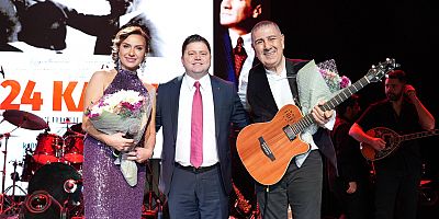 KADIKÖY’DE “ÖĞRETMENLER GÜNÜ” EDA VE METİN ÖZÜLKÜ KONSERİYLE KUTLANDI