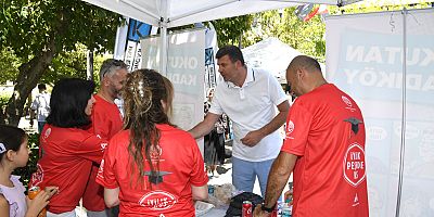 Kadıköy’de Yeniden Kullanım Pazarı Kuruldu