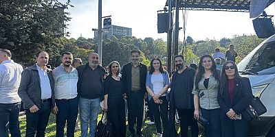 Kanber Koçak’tan Gazi Mahallesi’nde Anneler Günü Etkinliğine Ziyaret