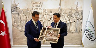 KARABAT VE İMAMOĞLU’NDAN PROF. ÖZER’E TEBRİK ZİYARETİ