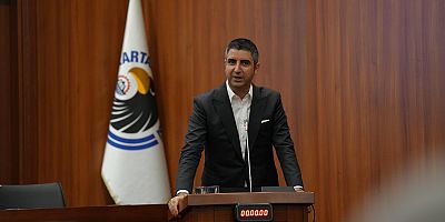 Kartal Belediyesi’nden 25 Kasım İçin Anlamlı Panel
