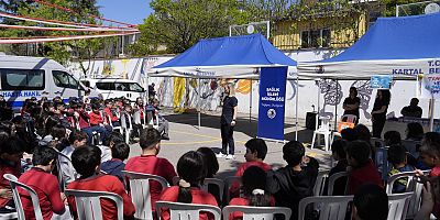 Kartal Belediyesi’nden Öğrencilere Trafik ve İlk Yardım Eğitimi