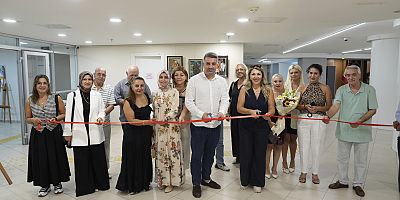 Kartal’da “Kâğıt Rölyef Sanatçıları” Sergisi Sanatseverlerle Buluştu