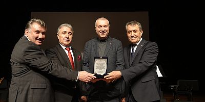 Kartal’da Türküler Sevgi ve Barış İçin Yankılandı