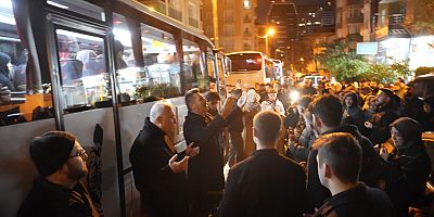 Kartal'da Umre Yolcuları Dualar İle Uğurlandı