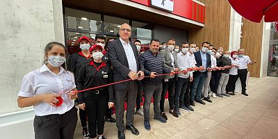  KFC Sultangazi ADL Park AVM'de Açıldı!.