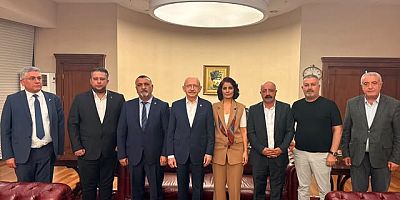 Kılıçdaroğlu, Alevi Örgütlerinin Genel Başkanlarını Konuk Etti