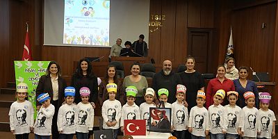 Kreş Öğrencilerinden Örnek Demokrasi Davranışı