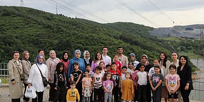 MAHALLE EVİ’NDEN AİLELER VE ÇOCUKLAR KEMERBURGAZ KENT ORMANI’NDA ATÖLYELER VE EĞİTİMLERLE BULUŞTU 