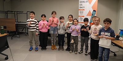Maker Atölyeleri Kartallı Öğrencileri Bilim ve Teknolojiyle Buluşturuyor