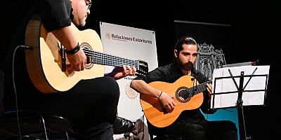 MEKSİKA’DAN İSTANBUL’A UZANAN EZGİLER BEŞİKTAŞ’TA BULUŞTU